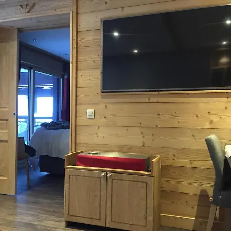 Grand Standing 4* Centre Val-d'isere, 54m², 4 Pers, Balcon Amenage, Casier A - Fr-1-518-86 * Val-dʼIsère