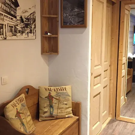 Grand Standing 4* Centre Val-d'isere, 54m², 4 Pers, Balcon Amenage, Casier A - Fr-1-518-86 * Val-dʼIsère
